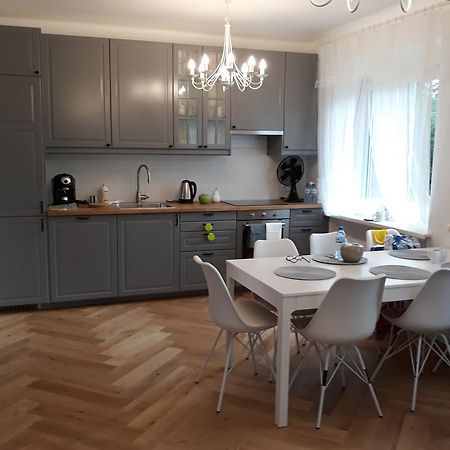 2 Bedroom City Center Apartment Катовице Экстерьер фото