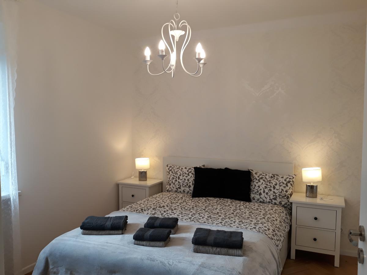 2 Bedroom City Center Apartment Катовице Экстерьер фото